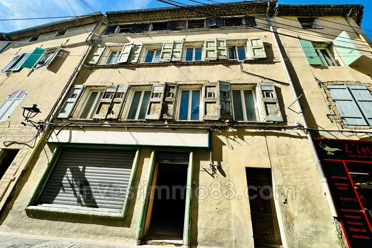 Appartement à PERTUIS