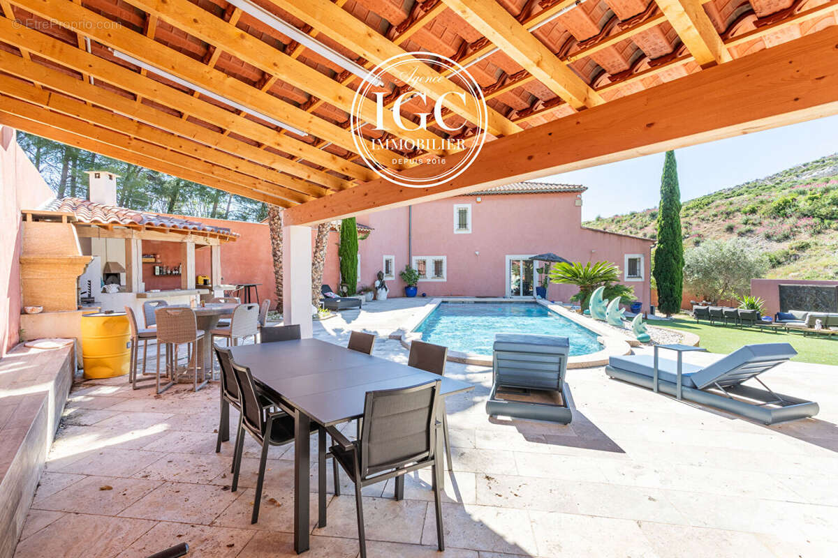 Maison à vendre t4 avec piscine et dependance t2 a la couronne - photo 3