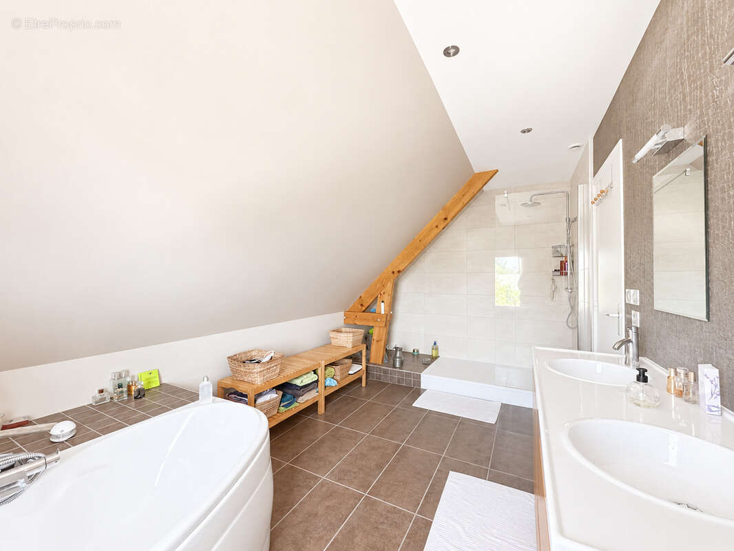 Maison 7 Pièces - 180m2 - photo 13