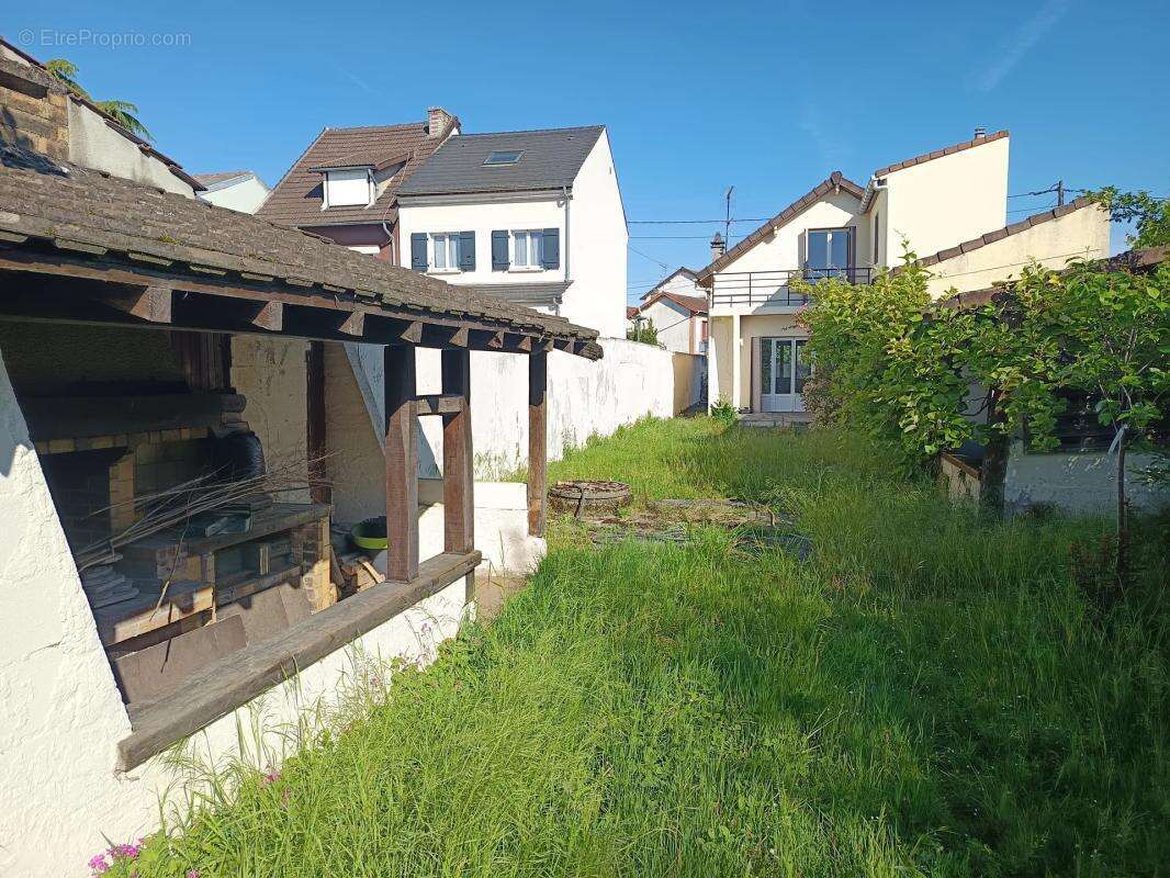 Maison à CARRIERES-SUR-SEINE