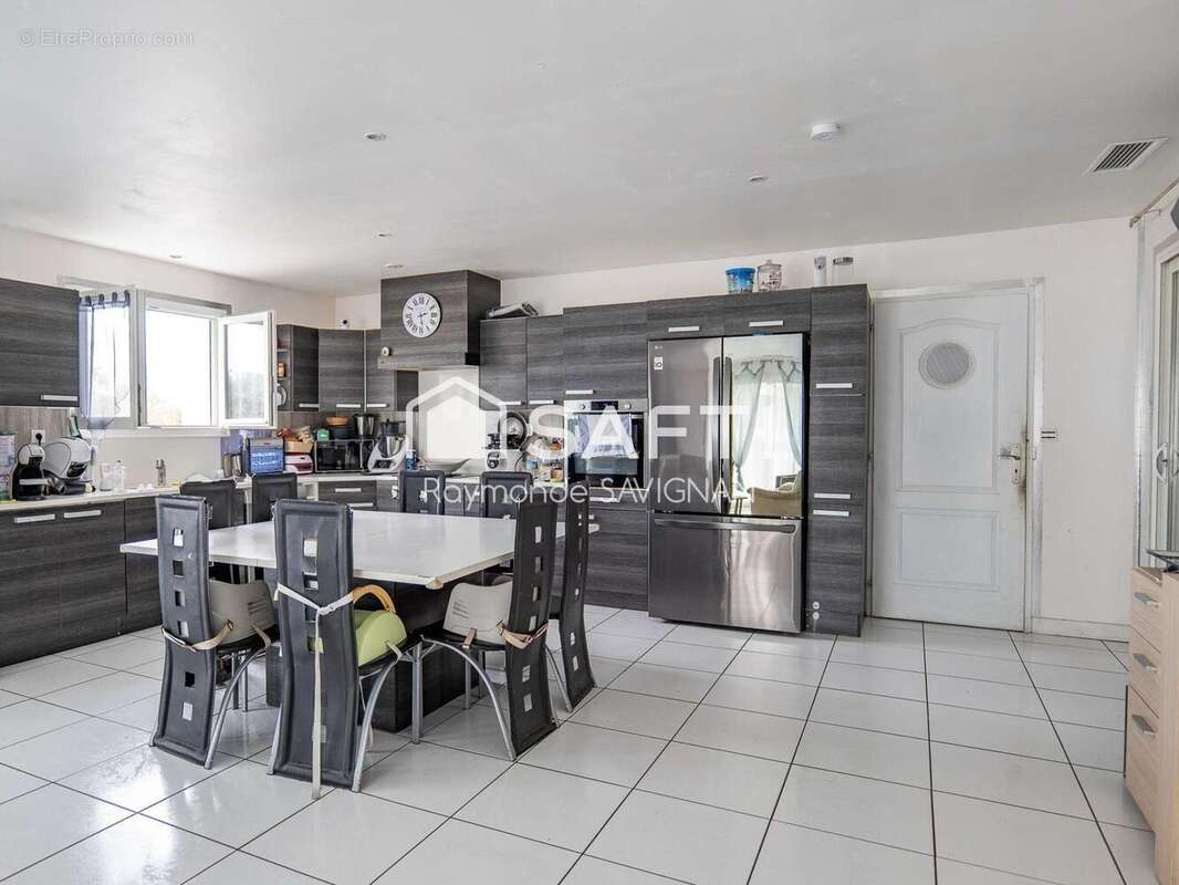 Maison 128 m² à Moreilles  - photo 5