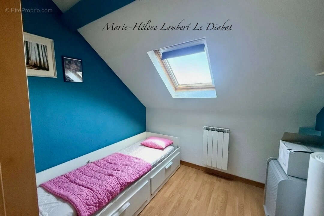 Maison 93 m² à Saint-Aubin-Routot  - photo 4
