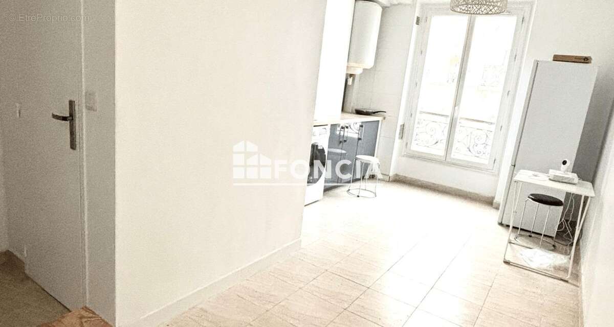 Appartement à PARIS-18E