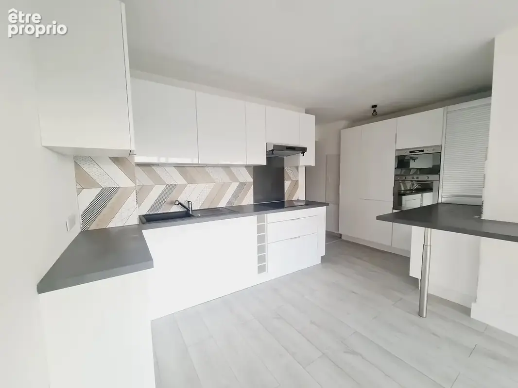 Appartement 85 m² à Le Cannet  - photo 3