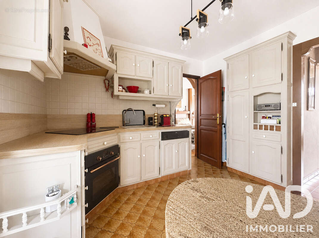 Maison 120 m² à Tavers  - photo 6