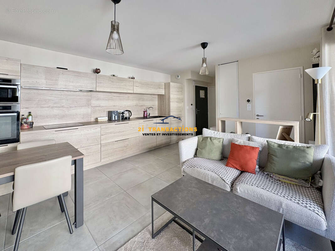 Appartement à SAINT-ETIENNE
