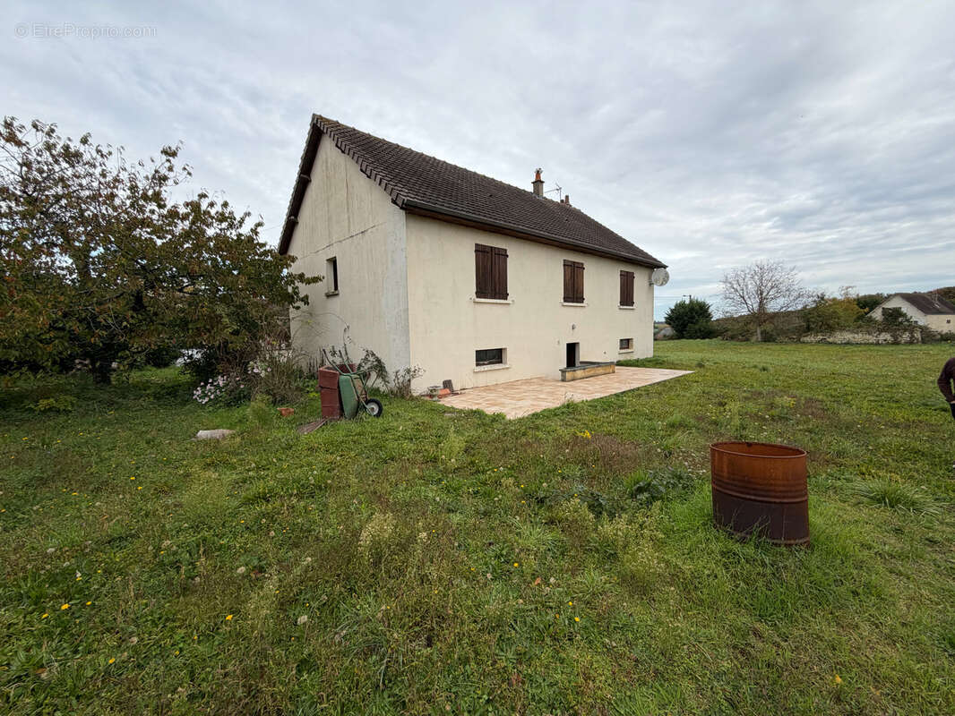 Maison à CHATELLERAULT