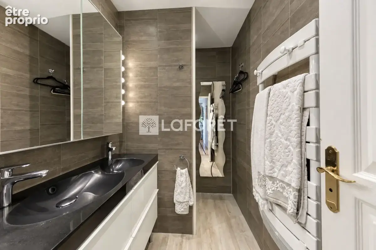 Maison Ozoir La Ferriere 10 pièce(s) 196.12 m2 - photo 14