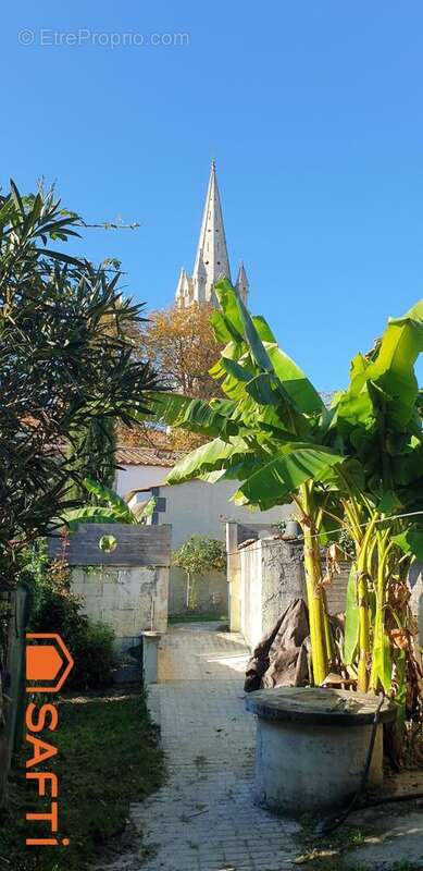 Photo 2 - Maison à SAINT-CHRISTOLY-MEDOC
