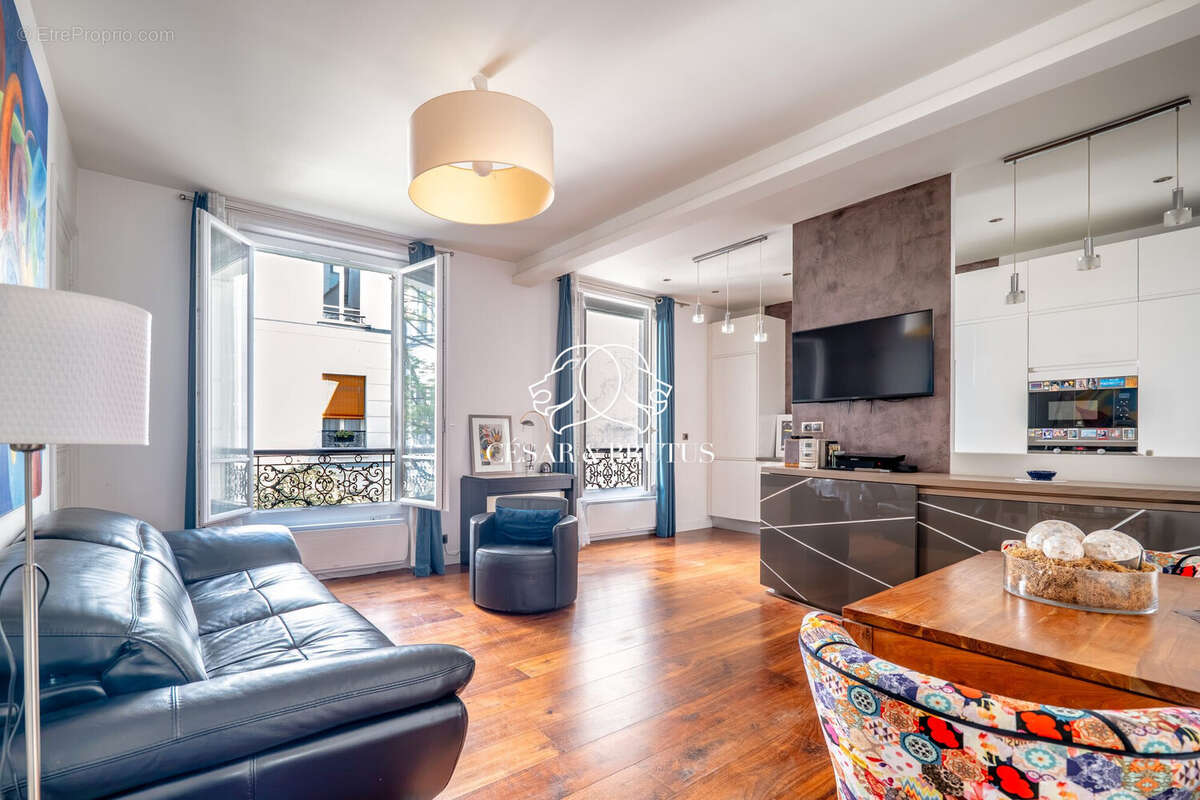 Appartement 94 m² à Paris-9e  - photo 3