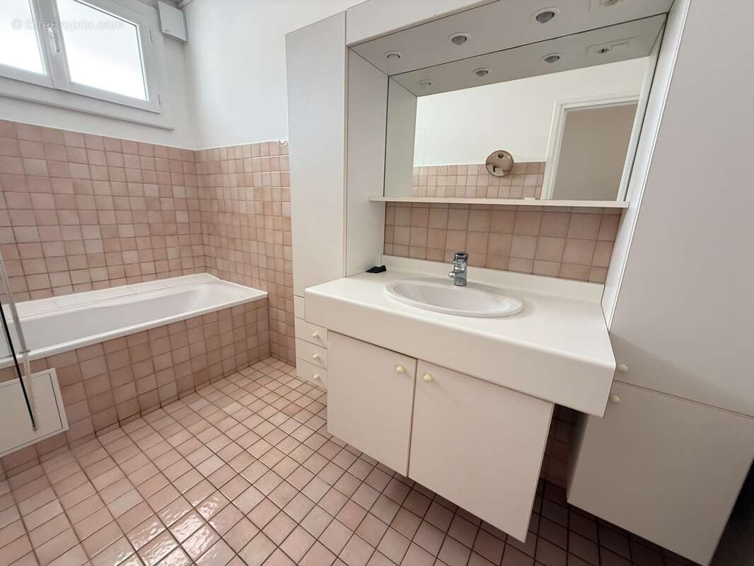 Appartement 106 m² avec parking et vue parc à Béziers Champs de Mars - photo 13