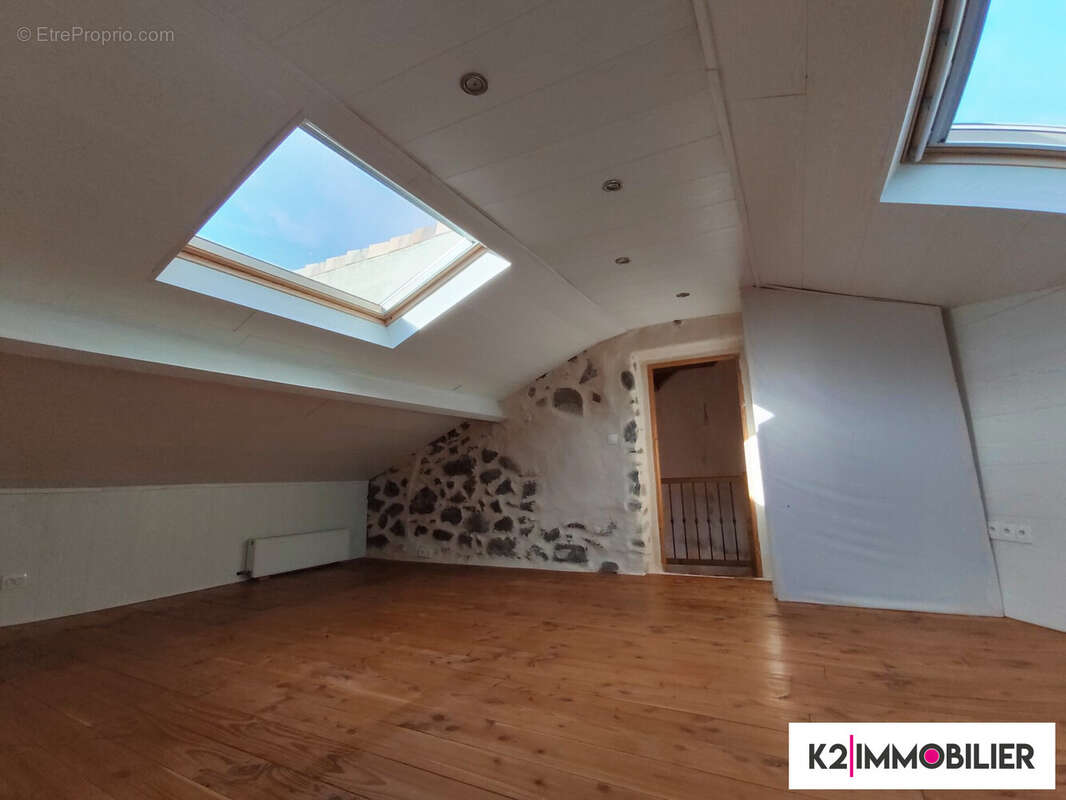 Maison à FREYSSENET