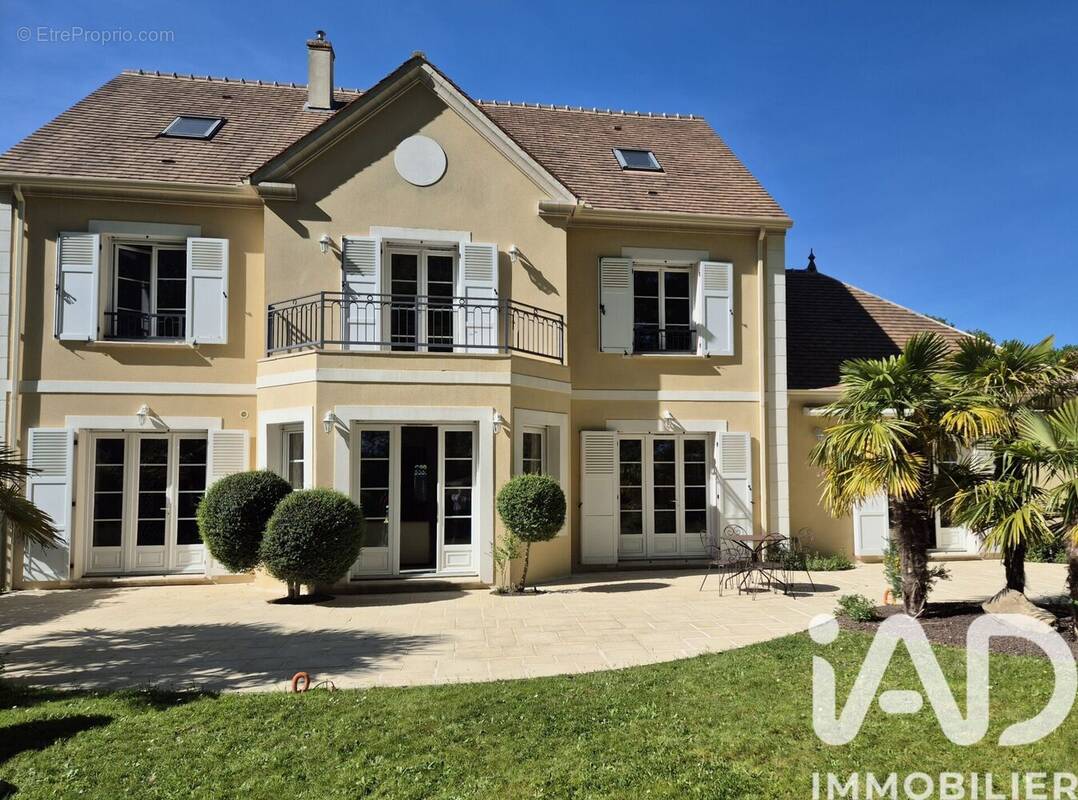 Photo 1 - Maison à SAINT-ARNOULT-EN-YVELINES