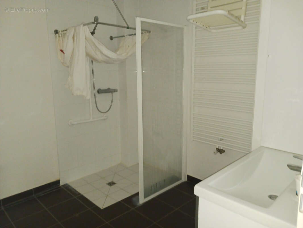Appartement à FLEURY-LES-AUBRAIS