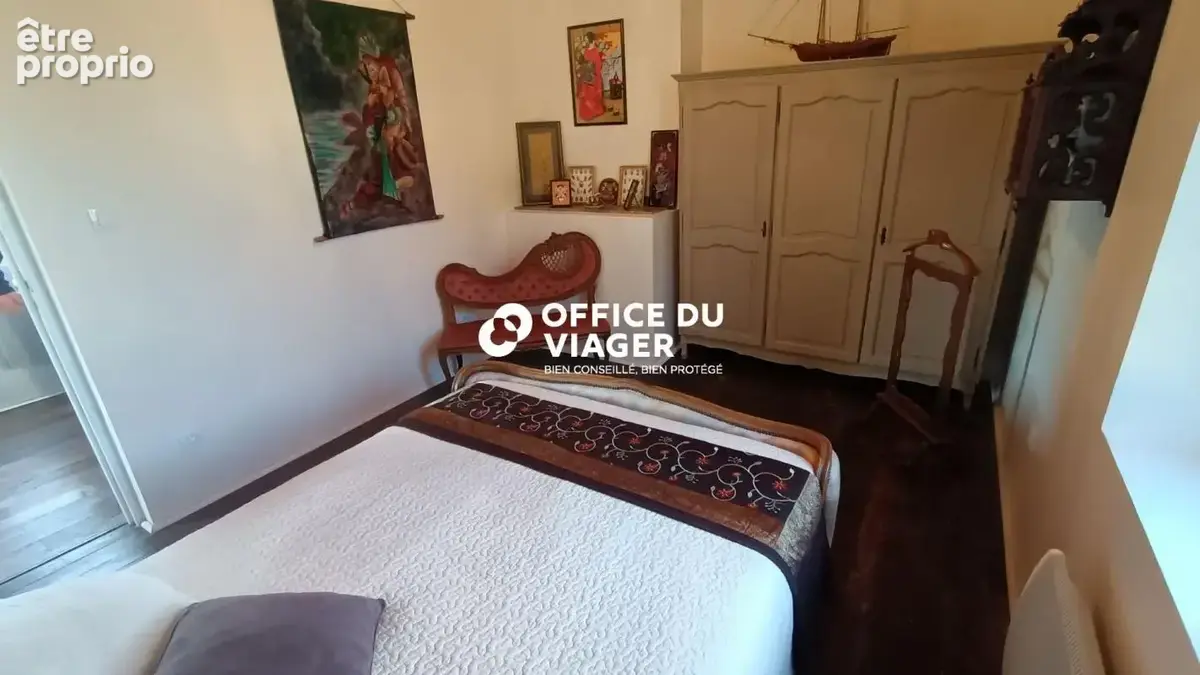 Ensemble immobilier - 8 pièces - 213,58 m² - photo 7
