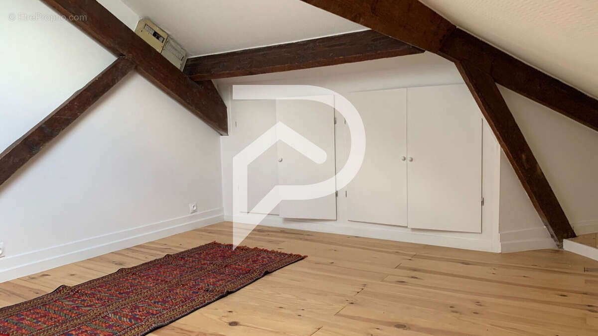 Appartement à COLOMBES