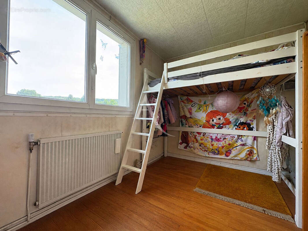 Maison Bures Sur Yvette 6 pièce(s) 89.89 m2 5 chambres - photo 9