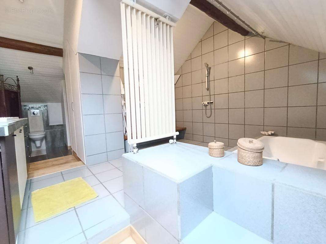 Maison à DAMMARIE-LES-LYS