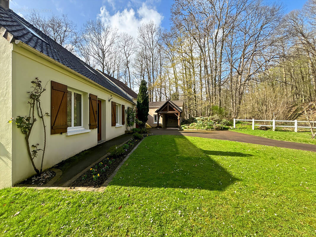 Maison à GRISY-LES-PLATRES