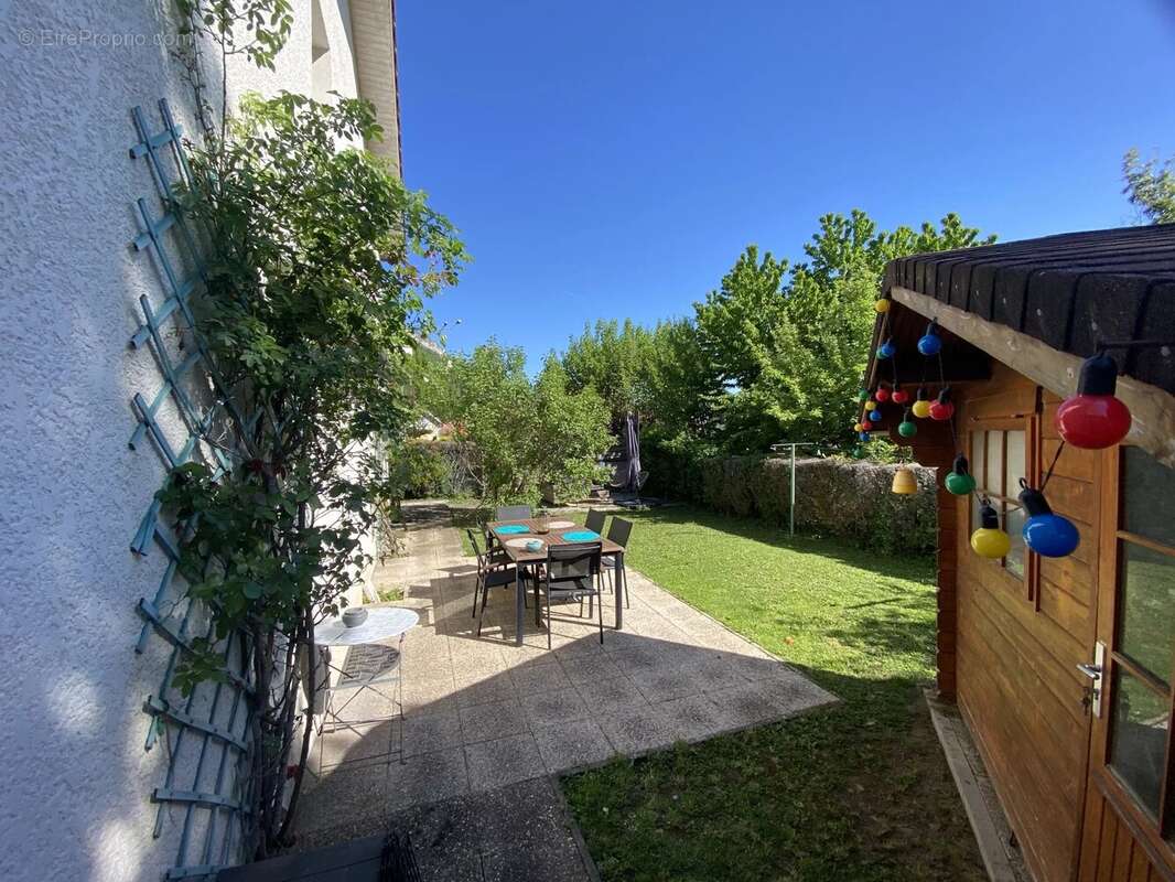 Maison à VIF