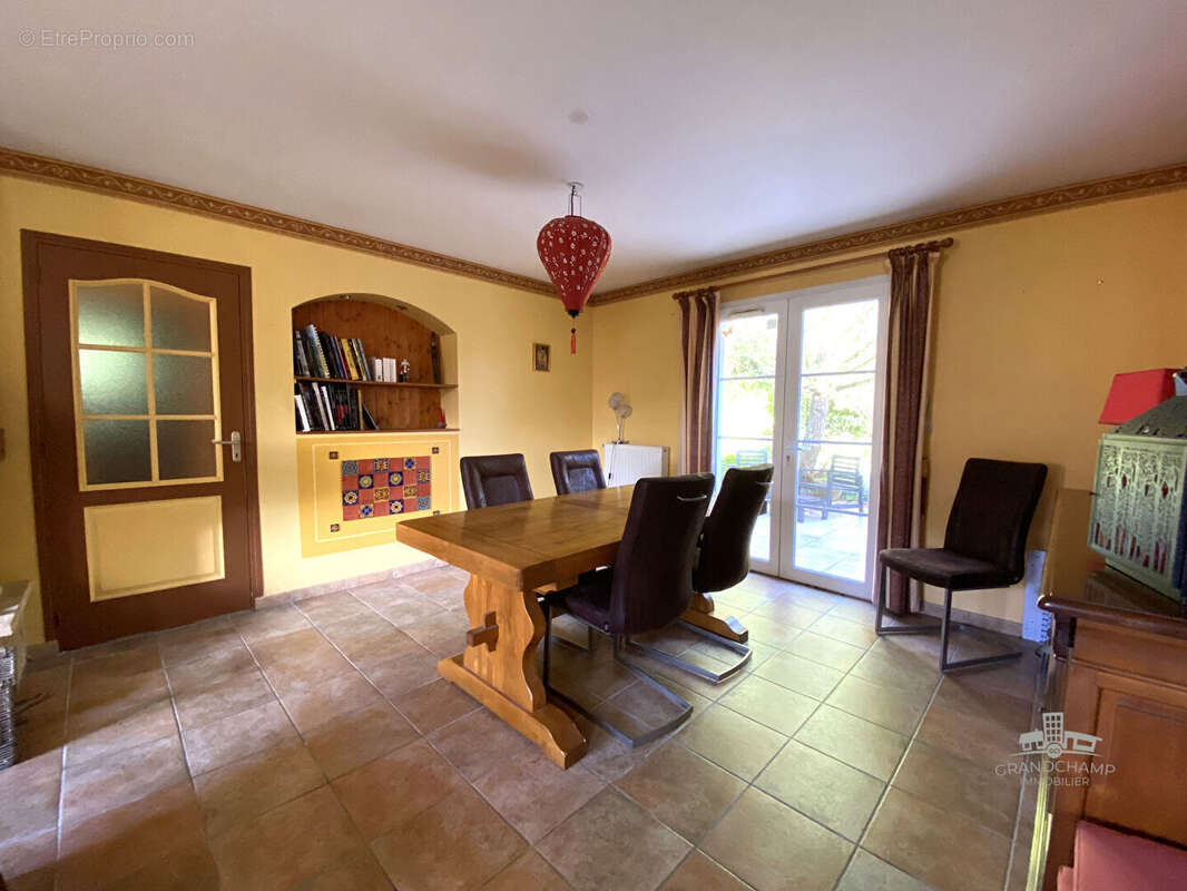 Maison à GRANDCHAMPS-DES-FONTAINES