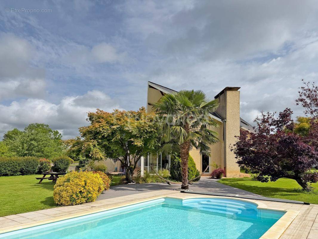 Maison à BUZIET