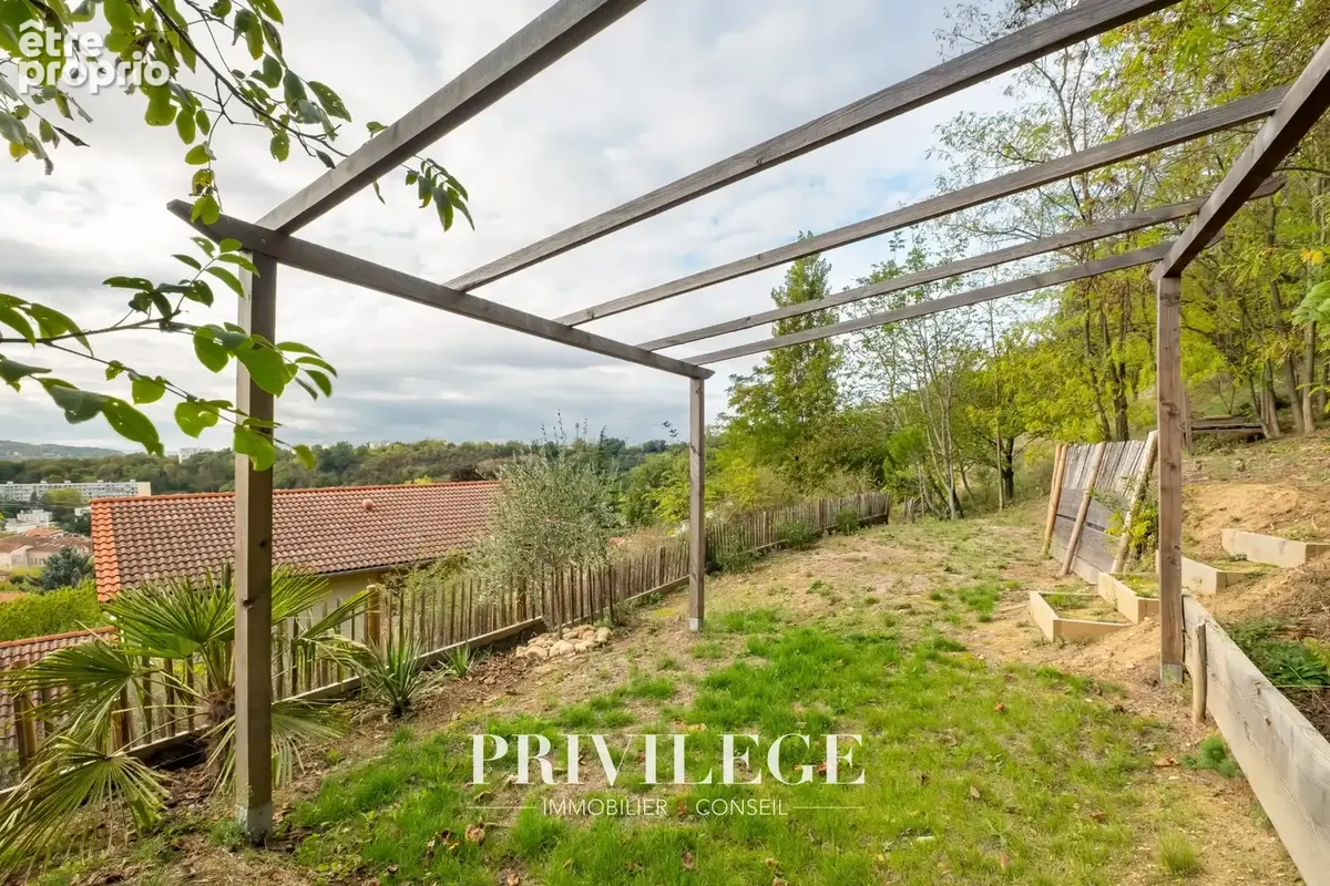 Montanay   une maison familiale - photo 20