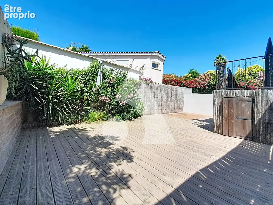 Agde - secteur monaco -appartement 3 pièces avec grande terrasse de 45 m²  + parking - photo 12