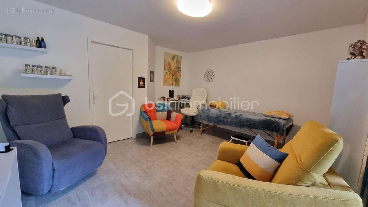 Maison à BUSSAC-SUR-CHARENTE