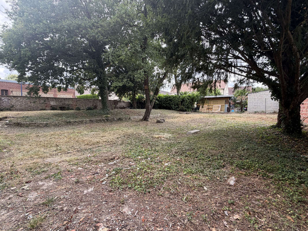 Demeure entièrement rénovée de 230 m2 située à auneuil avec dependances - photo 18