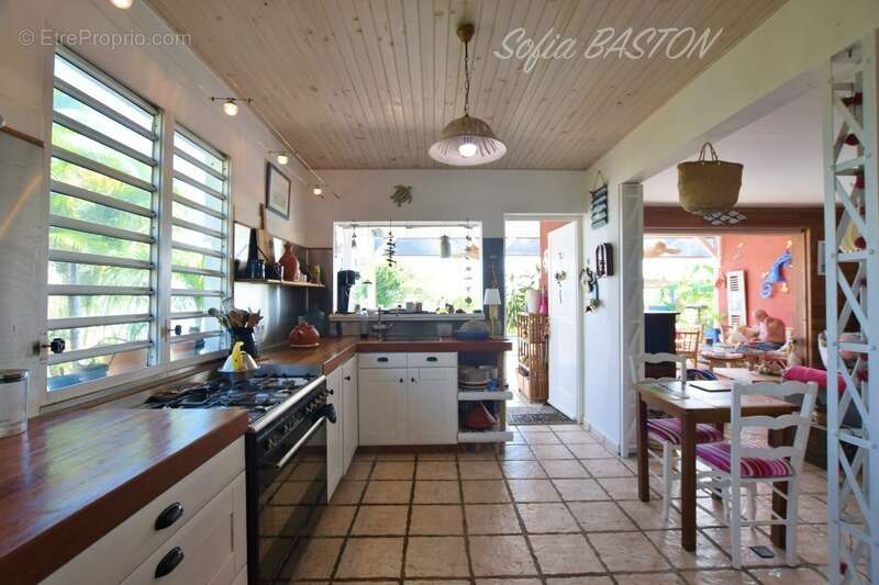 Maison à LES TROIS-ILETS