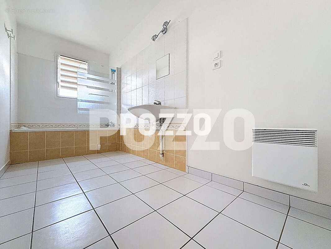 Appartement à TOURLAVILLE