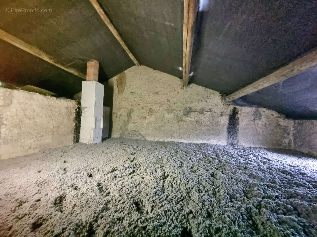 Maison à VIVIERS