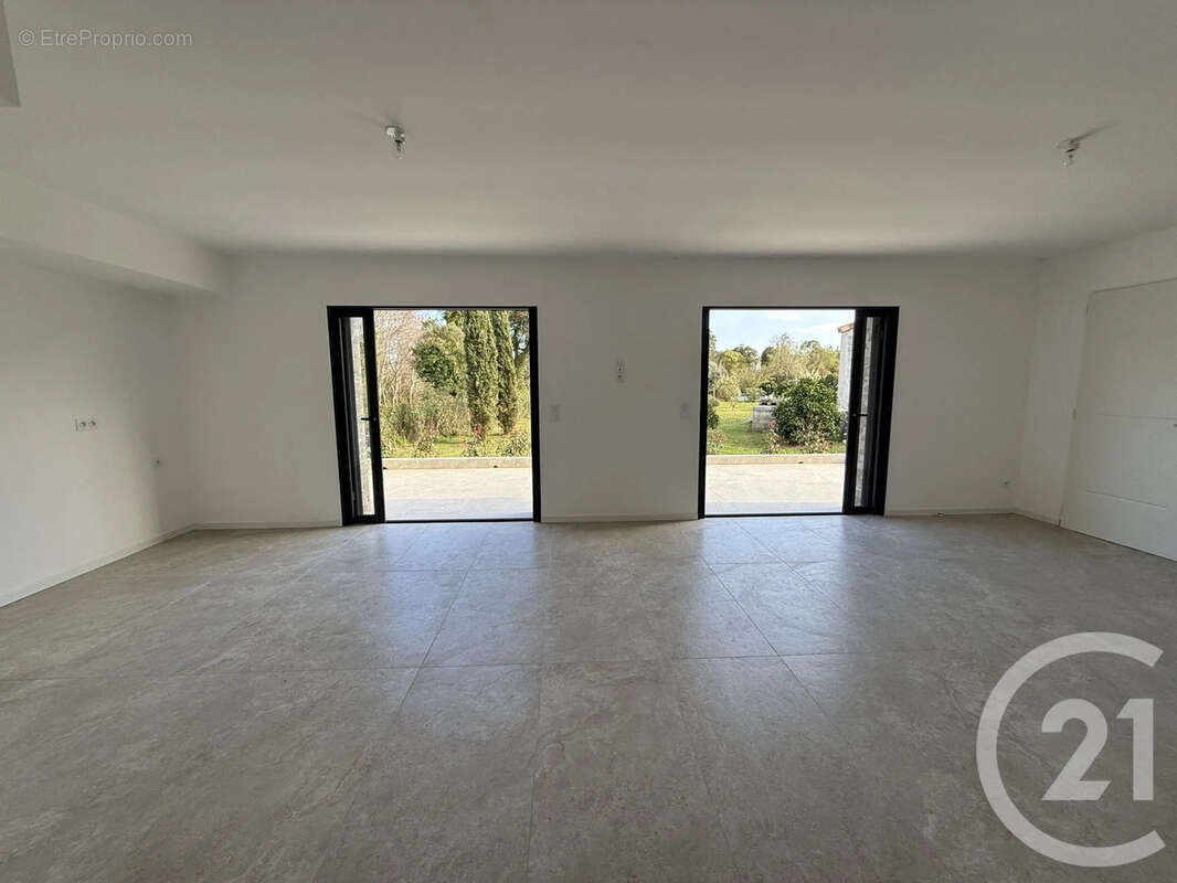 Maison à SANTA-MARIA-POGGIO