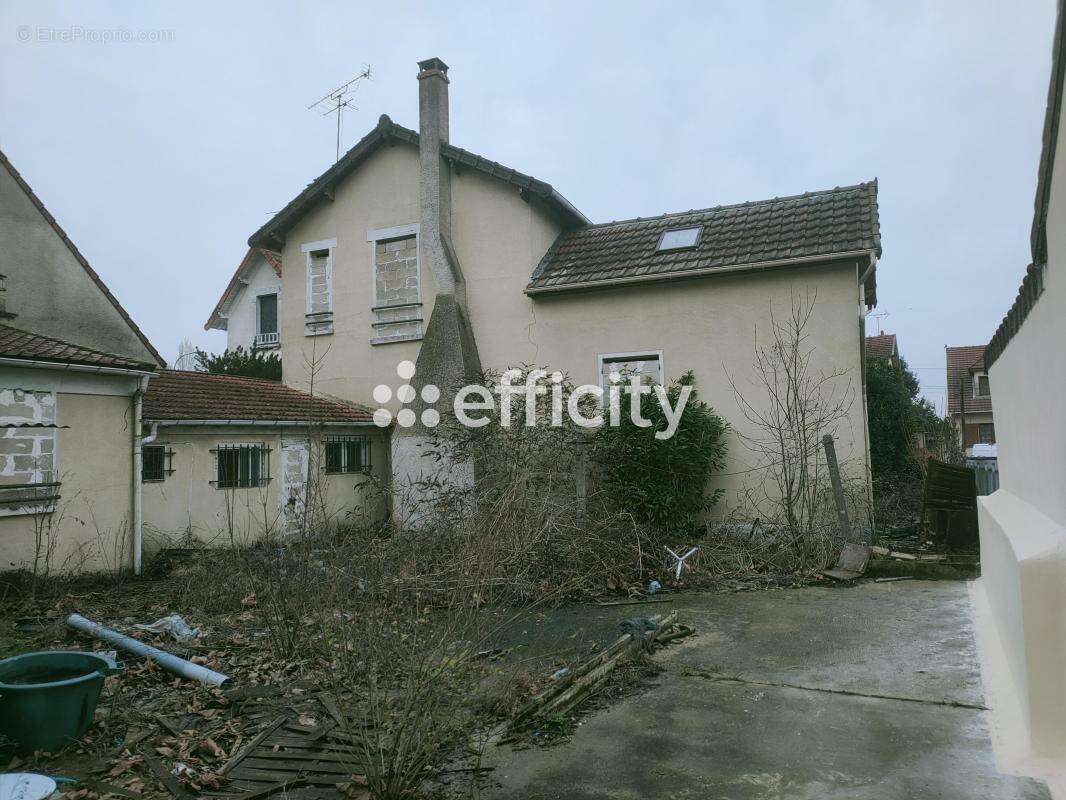 Maison à CHAMPIGNY-SUR-MARNE