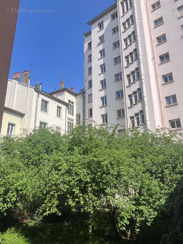 Appartement à LYON-6E