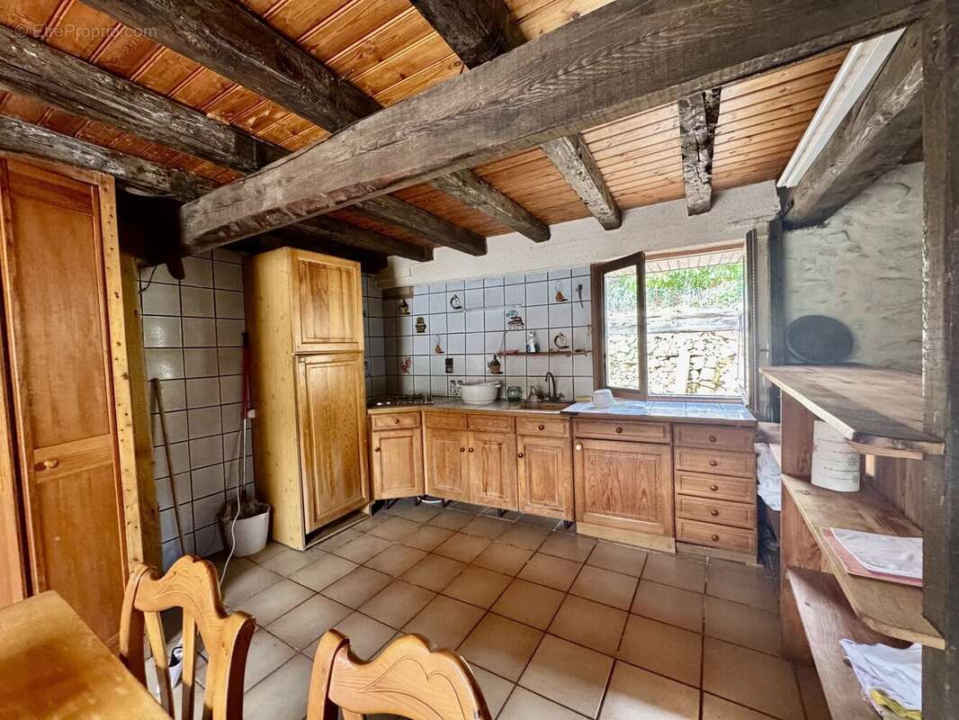 Maison de village à SANSA - photo 6