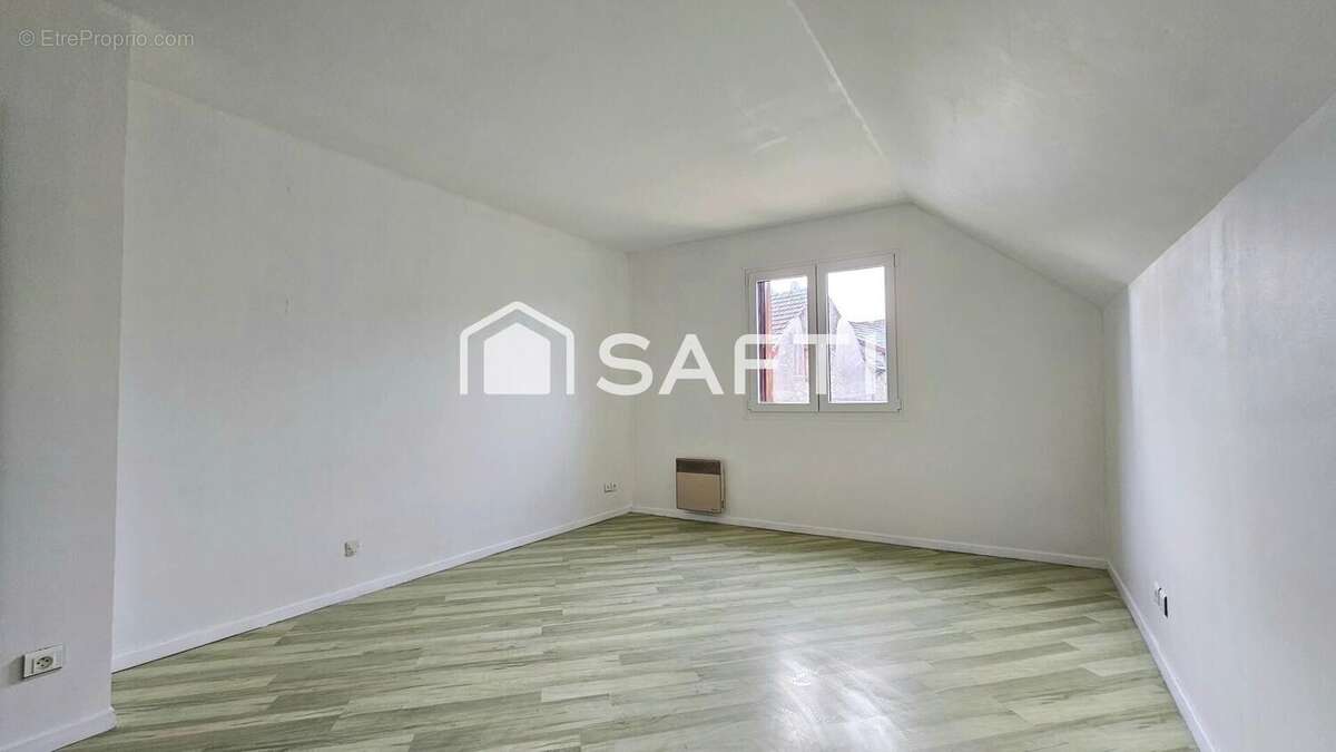 Photo 7 - Maison à NEAUPHLE-LE-VIEUX