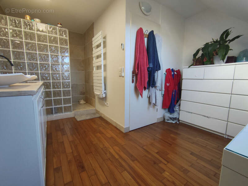 Maison à PONT-DU-CHATEAU