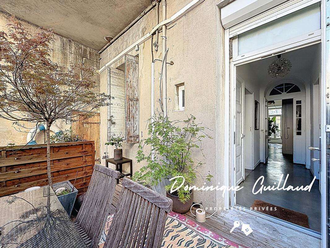 Appartement à NIMES