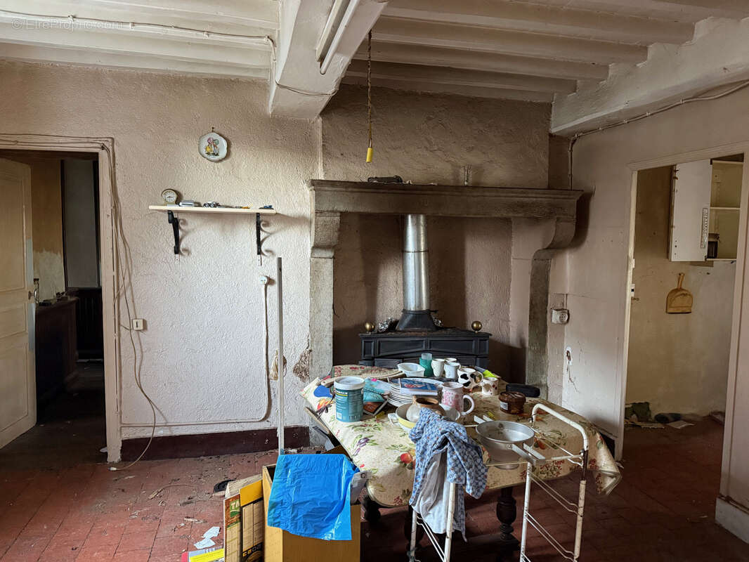 Maison à BUSSIERES