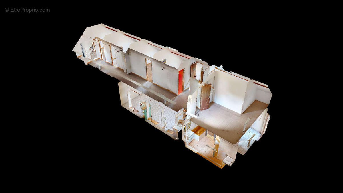 Maison à SAINT-PARIZE-LE-CHATEL