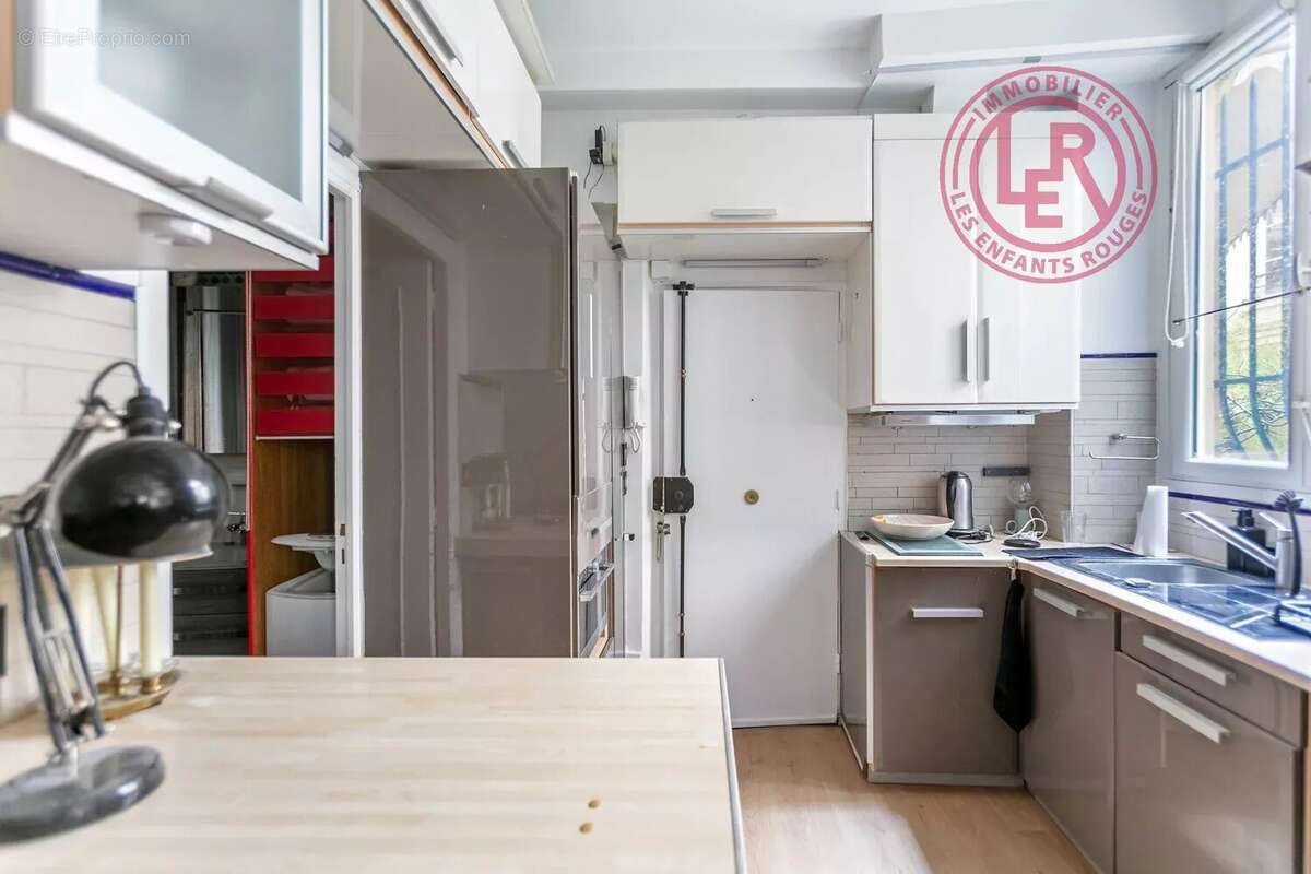 Appartement à PARIS-4E