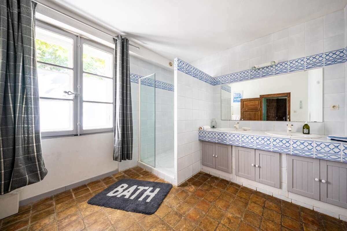 Maison à BEIRE-LE-CHATEL