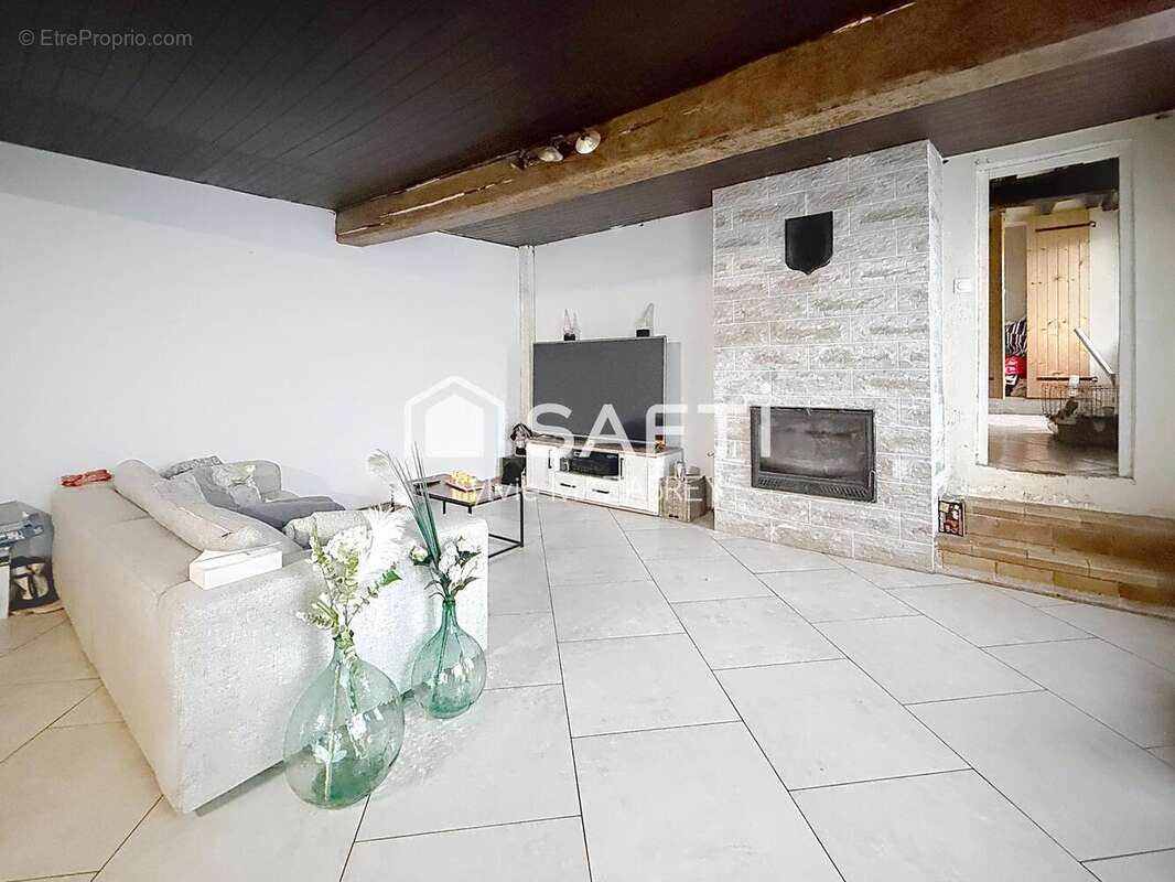 Maison 215 m² à Villeneuve-L'archeveque  - photo 7