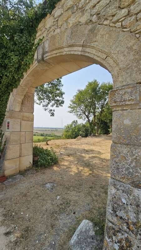 Maison à SAINT-ANDRE-DE-CUBZAC