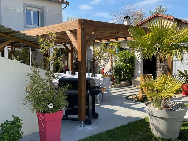 Maison à ROMANS-SUR-ISERE