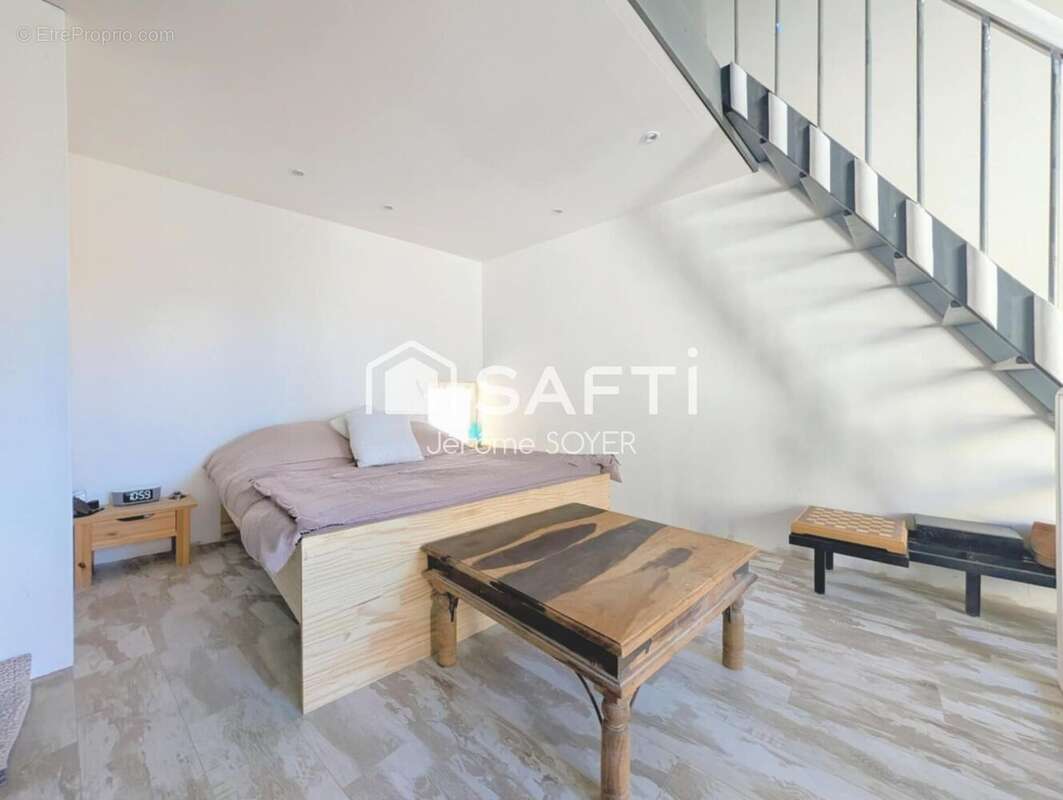 Photo 8 - Maison à CABANNES