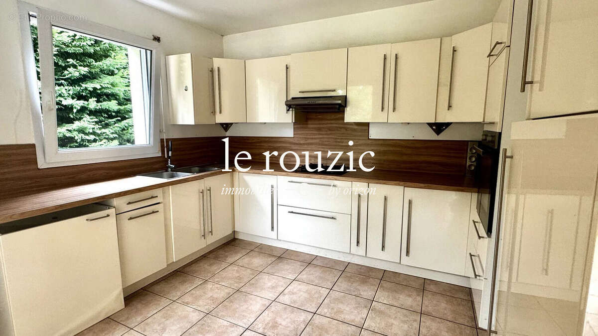 Maison 130 m² à Vannes  - photo 2