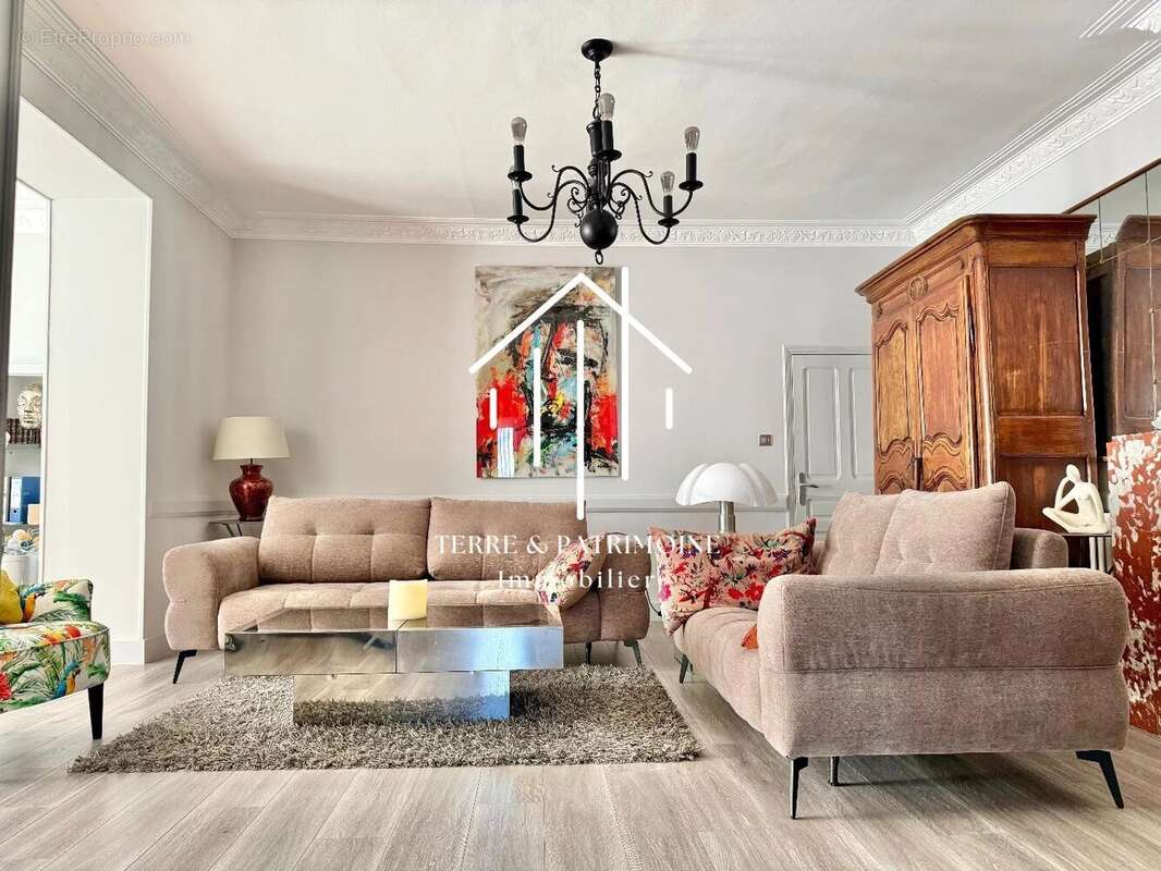 Maison à VALLON-PONT-D'ARC